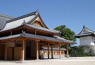 사가조 공원・사가성 혼마루 역사관